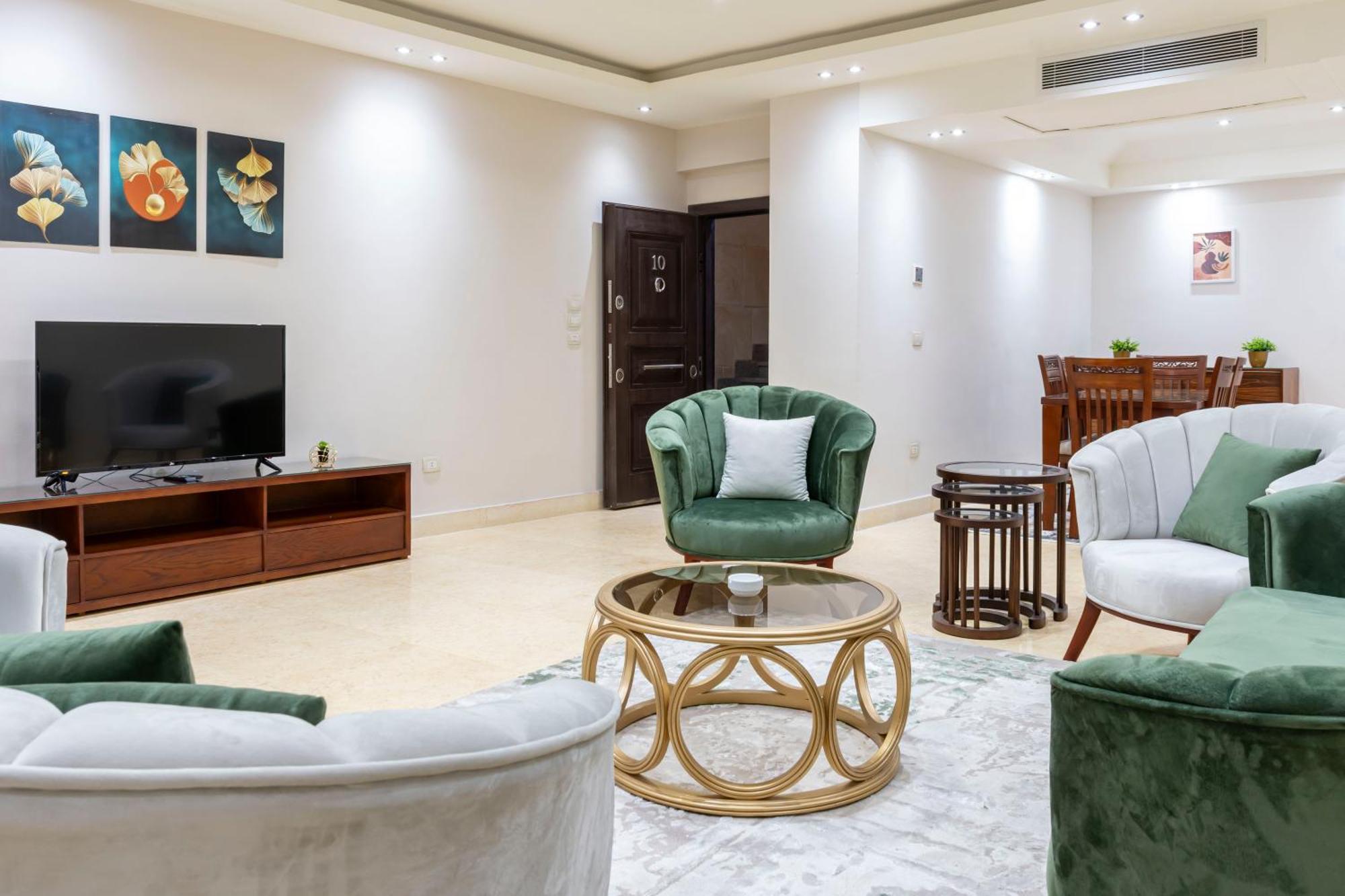 Apartment El Lotus Building *
